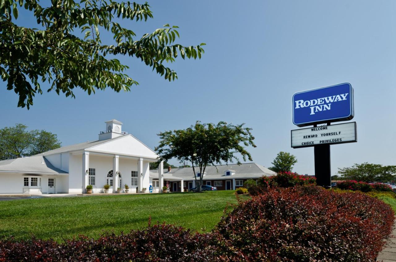 Rodeway Inn Fairfax Exterior photo
